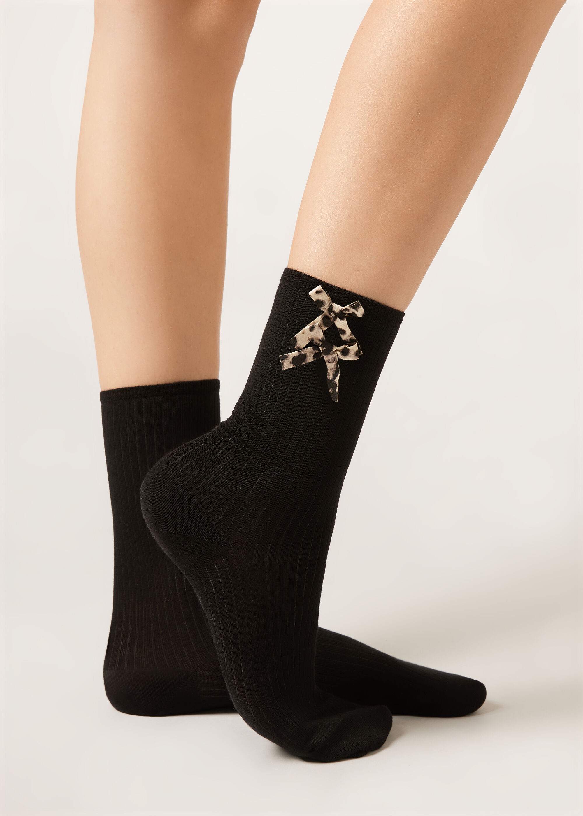 Tropical Print Bow Socks