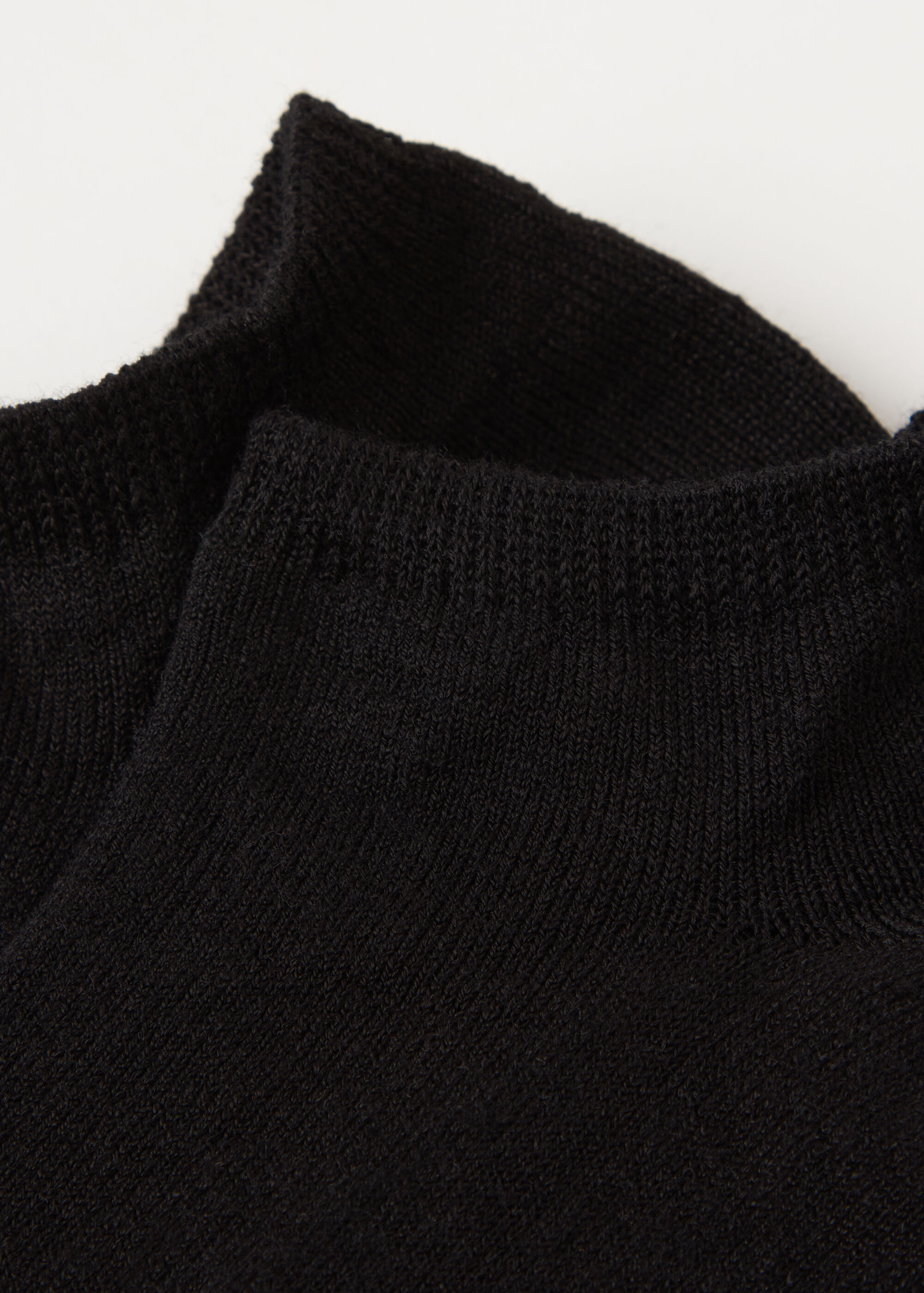 Unisex Cotton and Linen No-Show Socks
