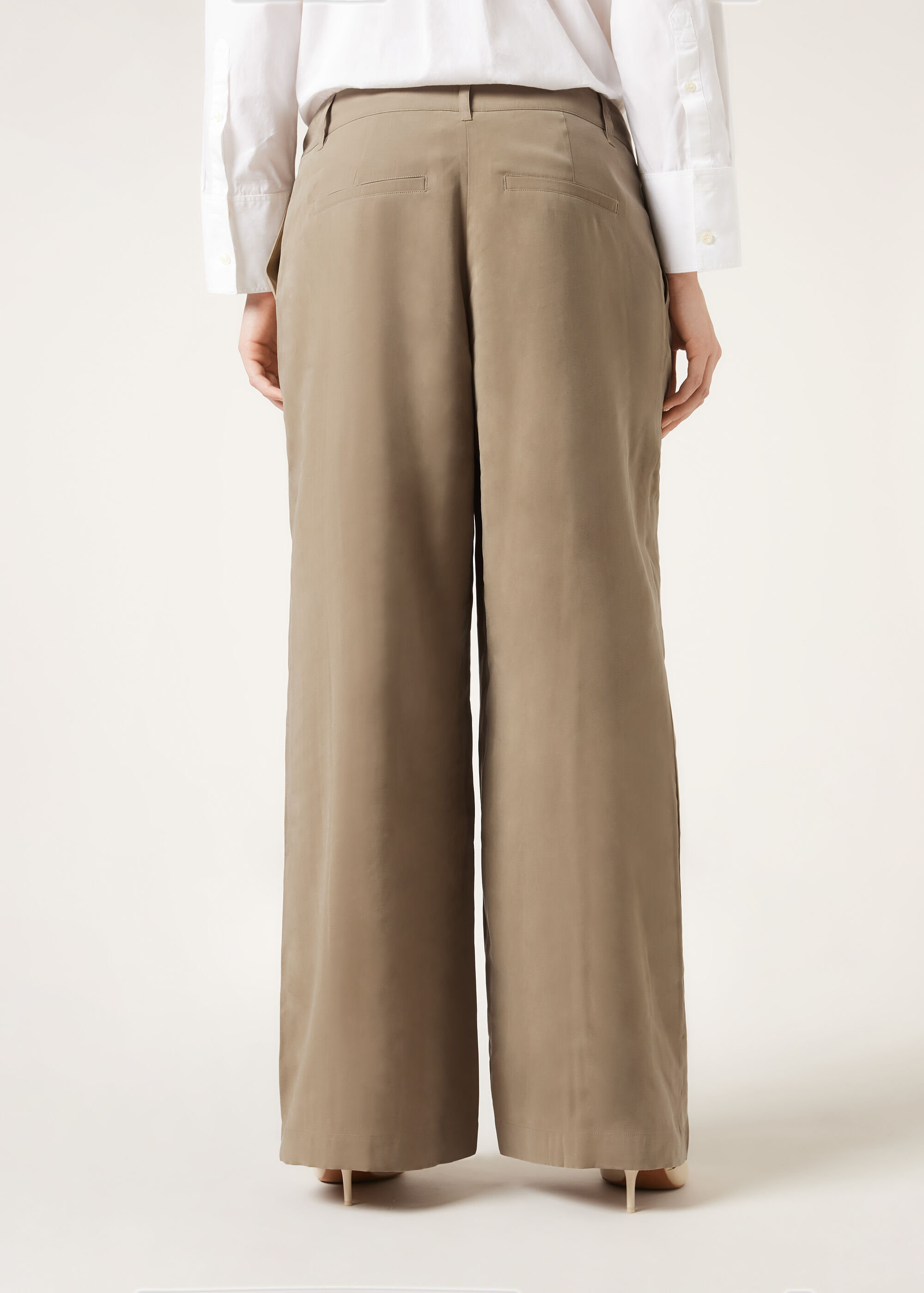 Soft Long Pants with Pleats