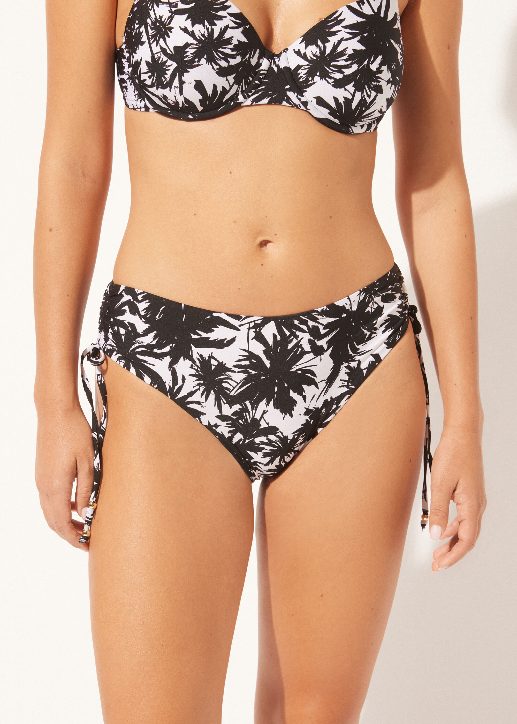 Bikinihose mit hohem Bund Palms