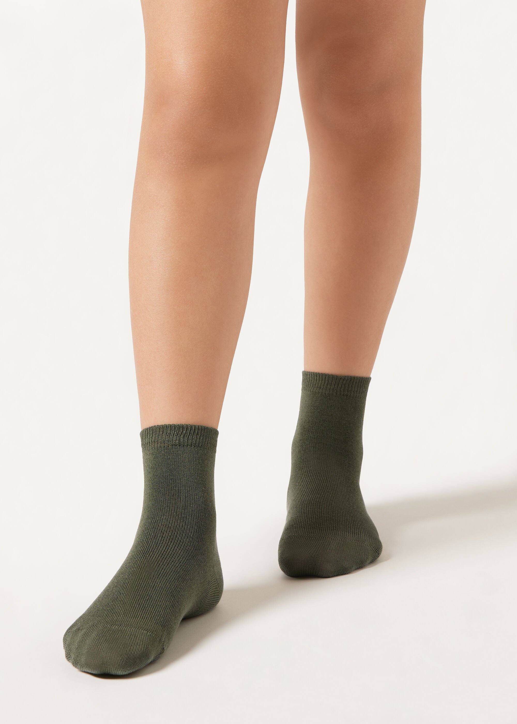 Kurze leichte Kinderbaumwollsocken