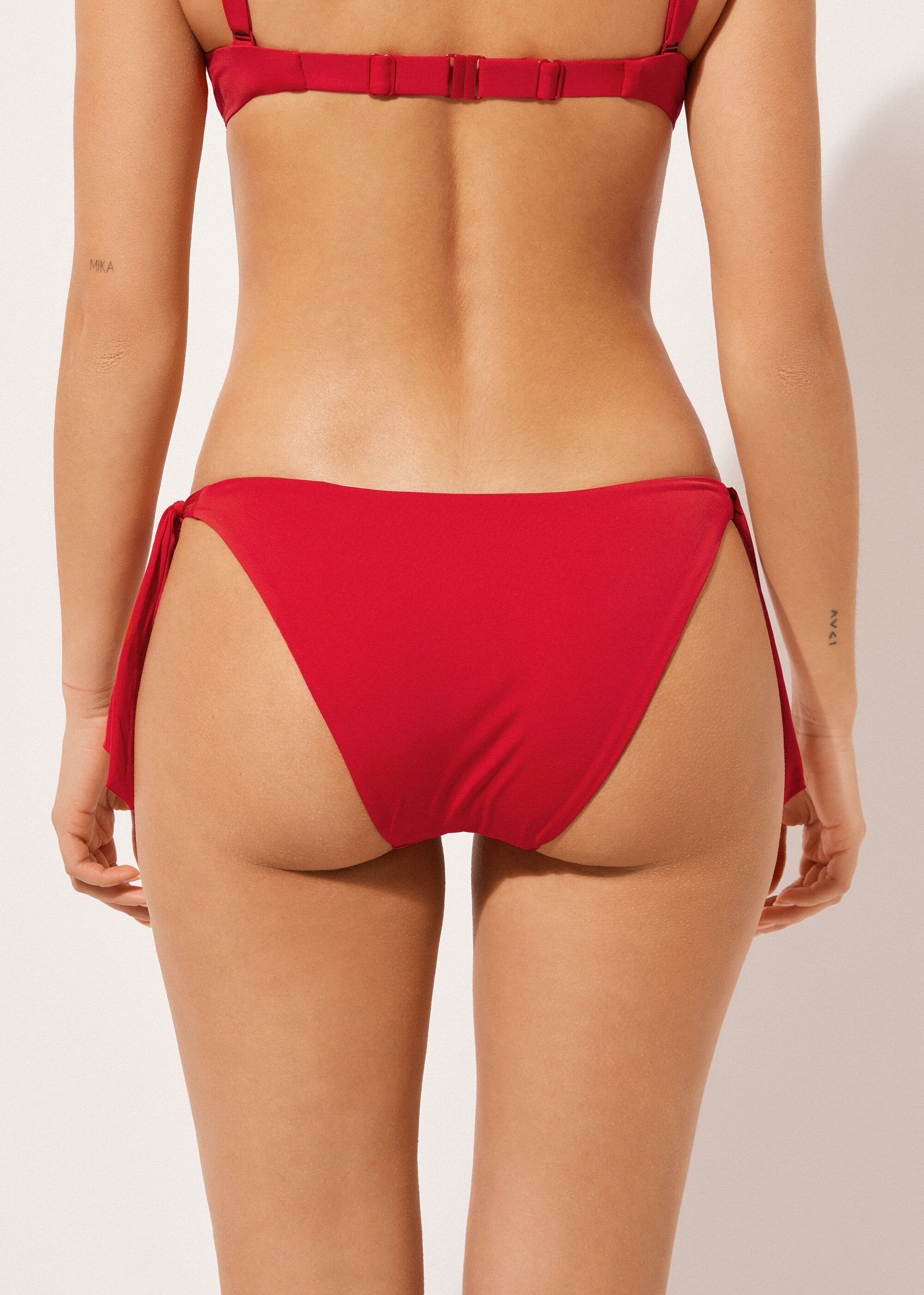 Fiyonklu Slip Bikini Altı Indonesia