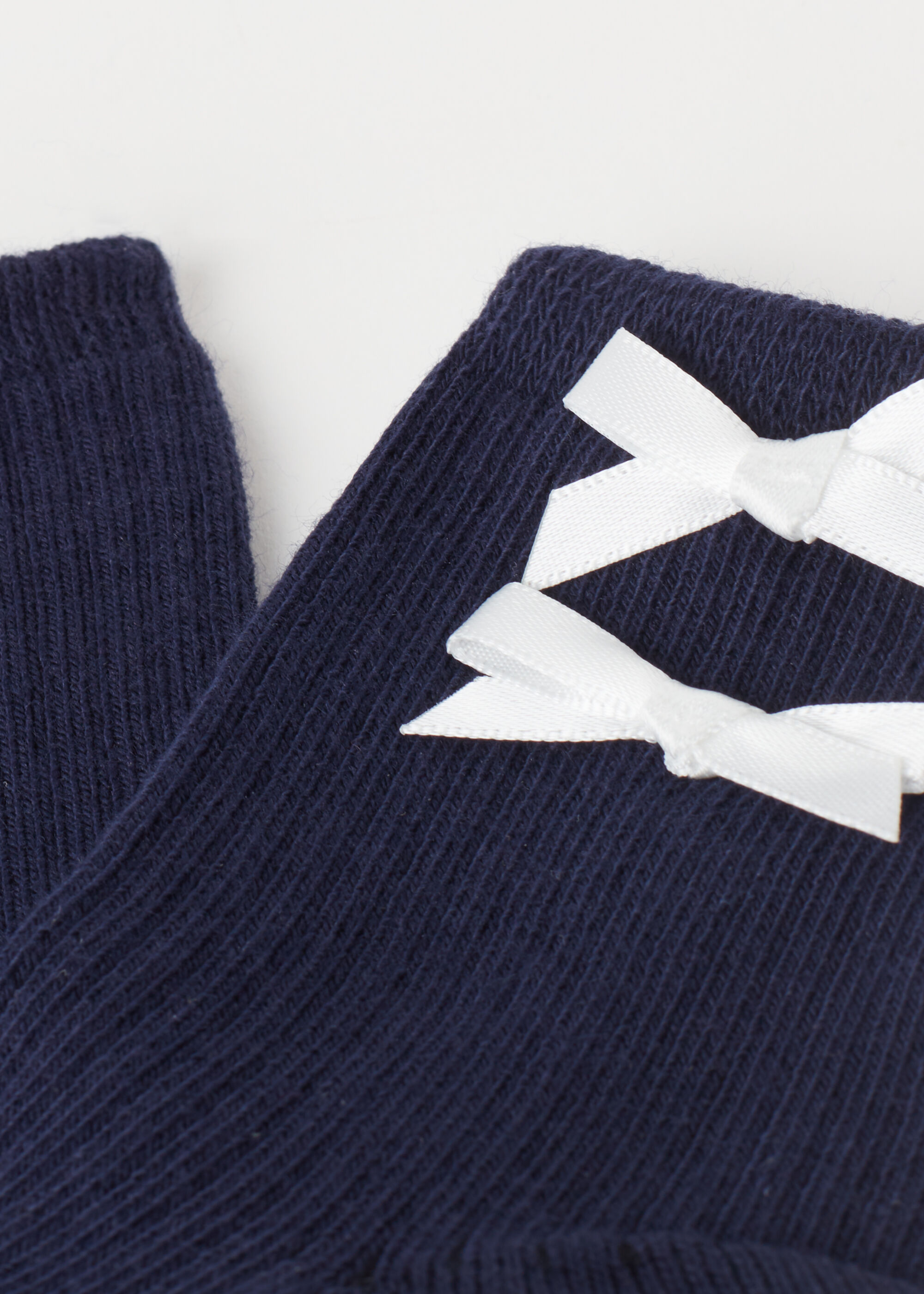 Kurze Socken mit Schleife für Mädchen