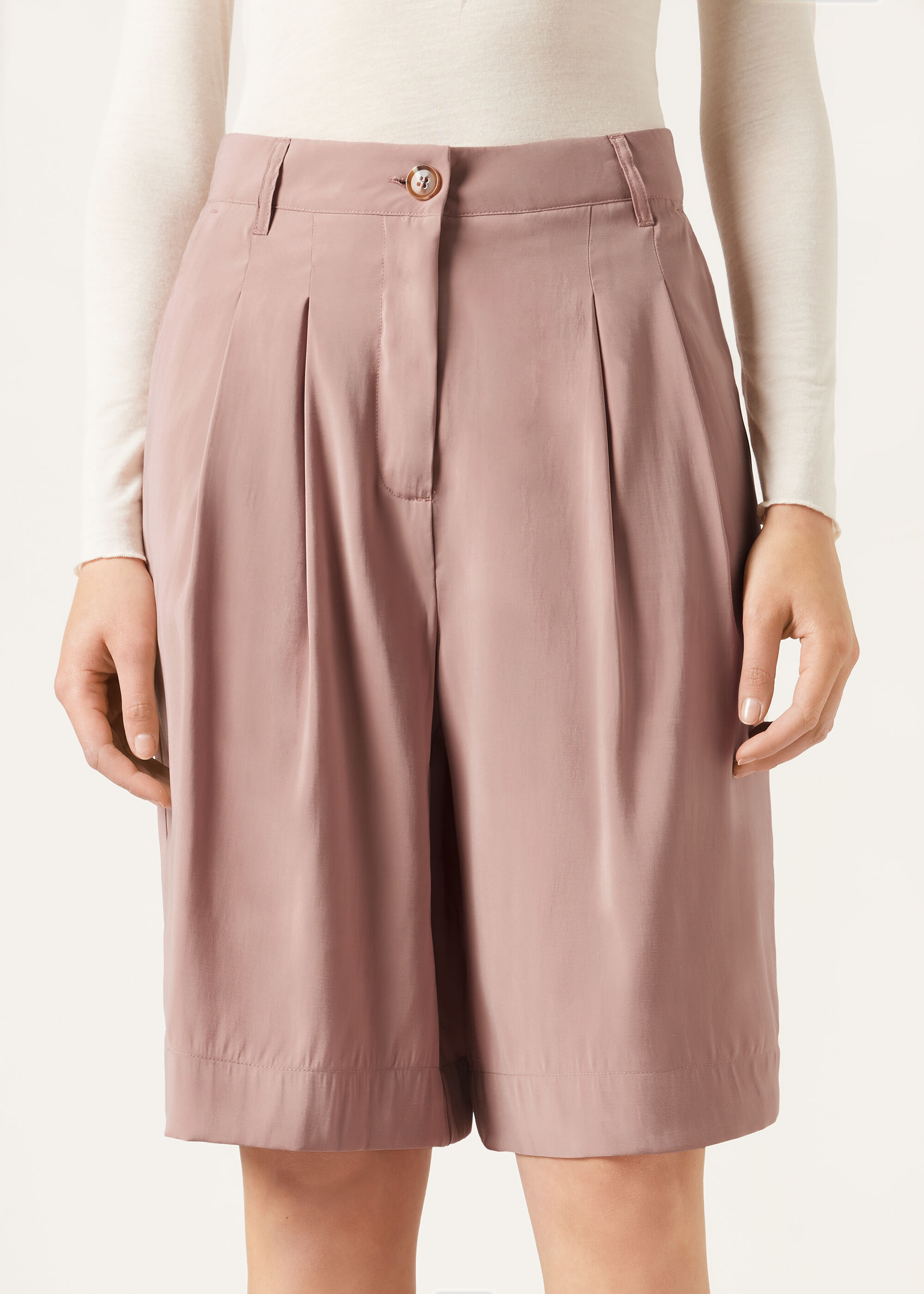 Pantaloni Bermuda Soft con Pieghe