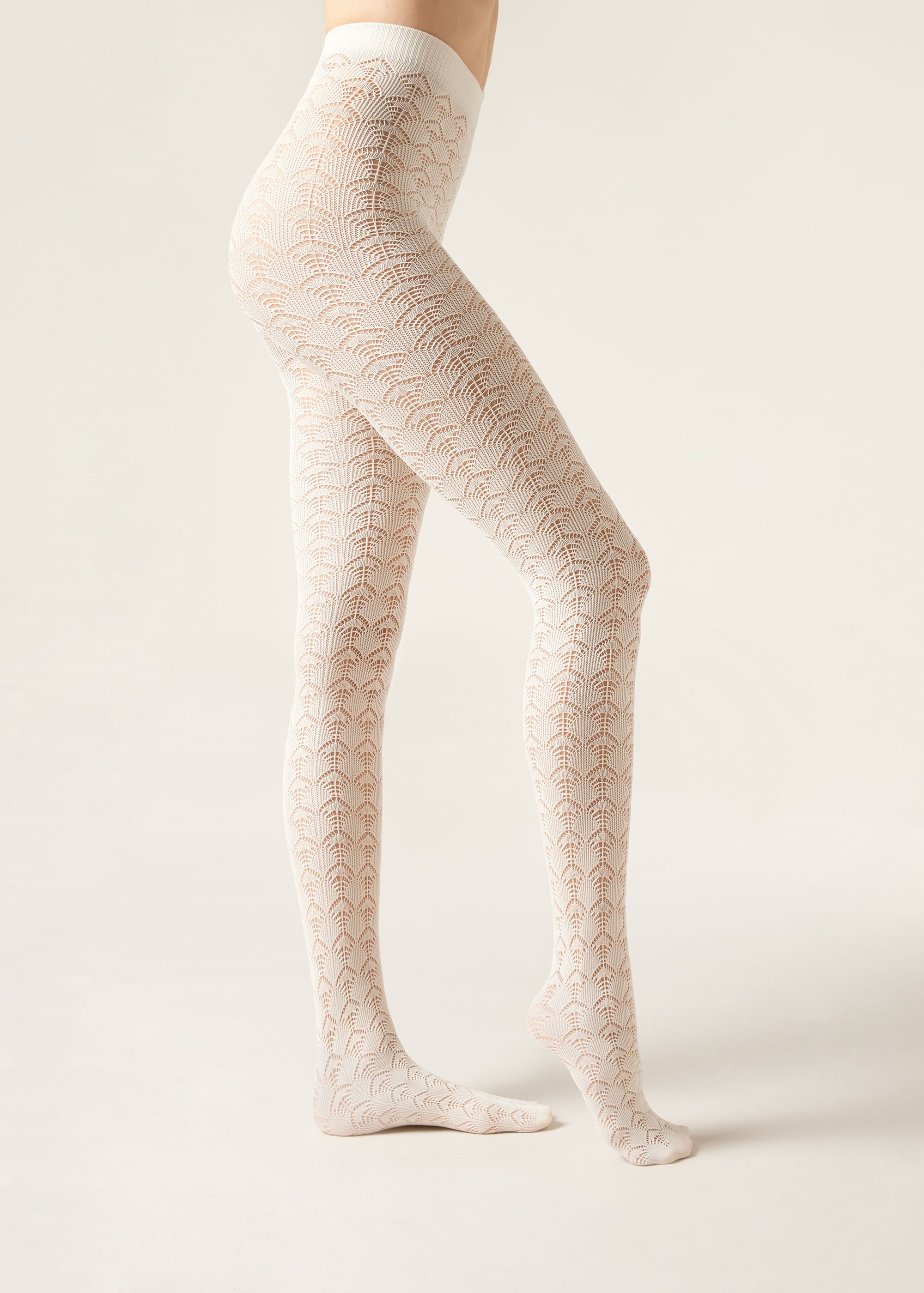 Openwork 100 Denier Opaque Tights
