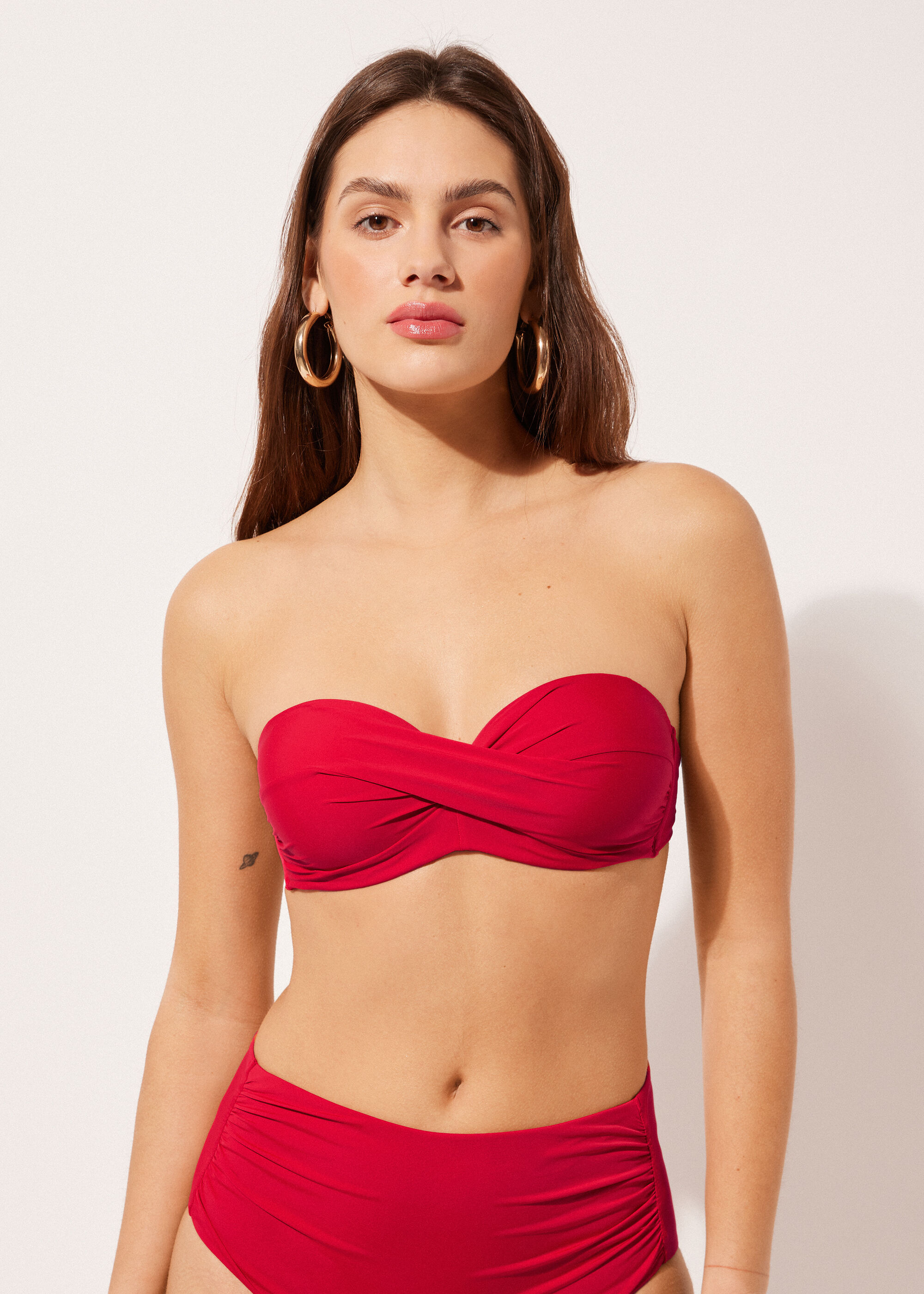 Bikini a Fascia Imbottito Leggermente Indonesia