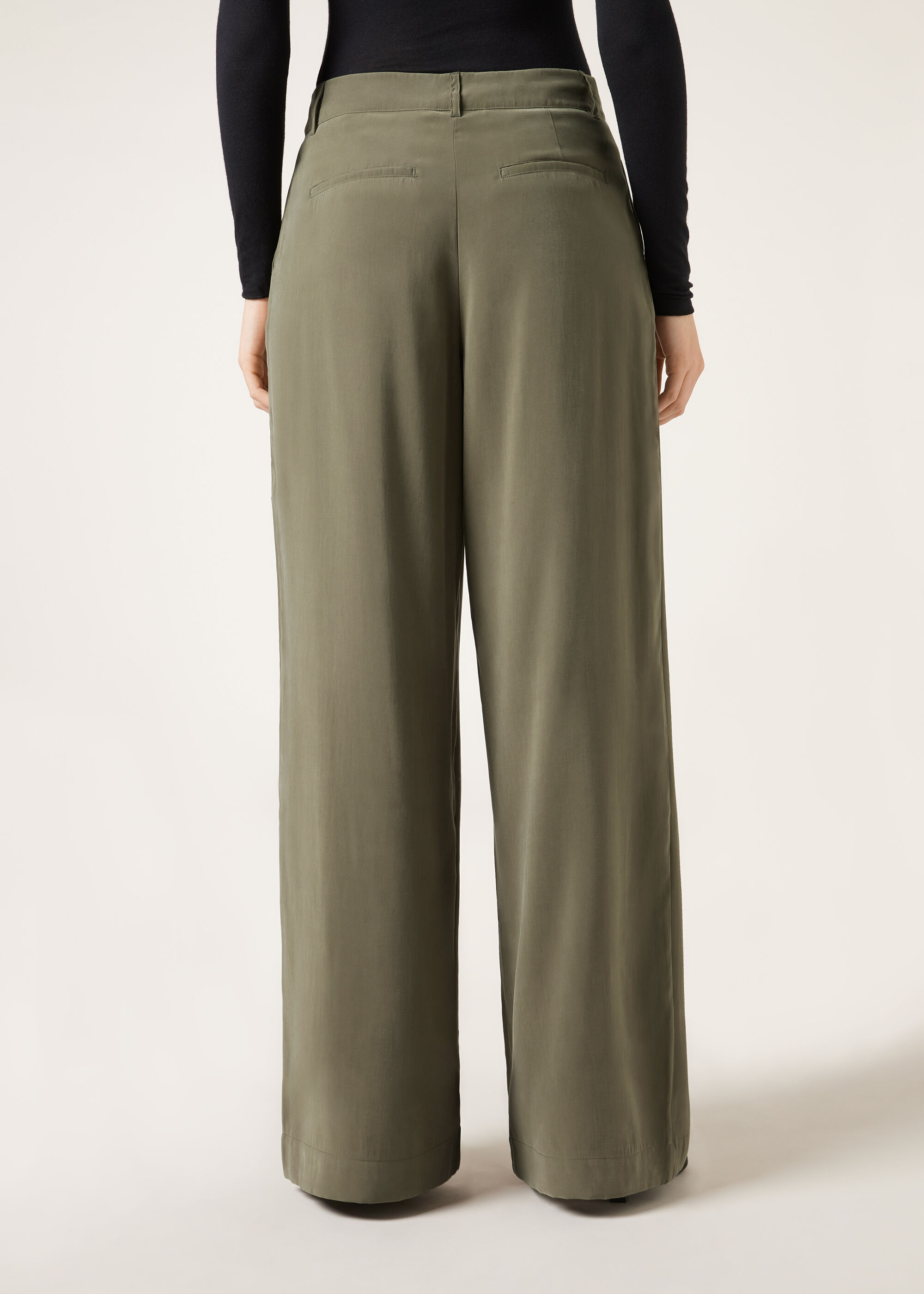 Soft Long Pants with Pleats