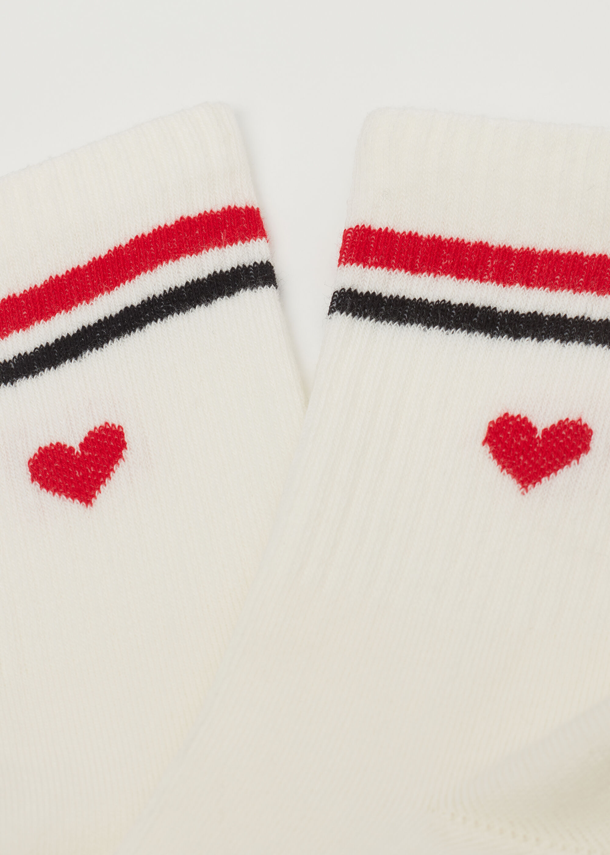 Calcetines deportivos con corazón