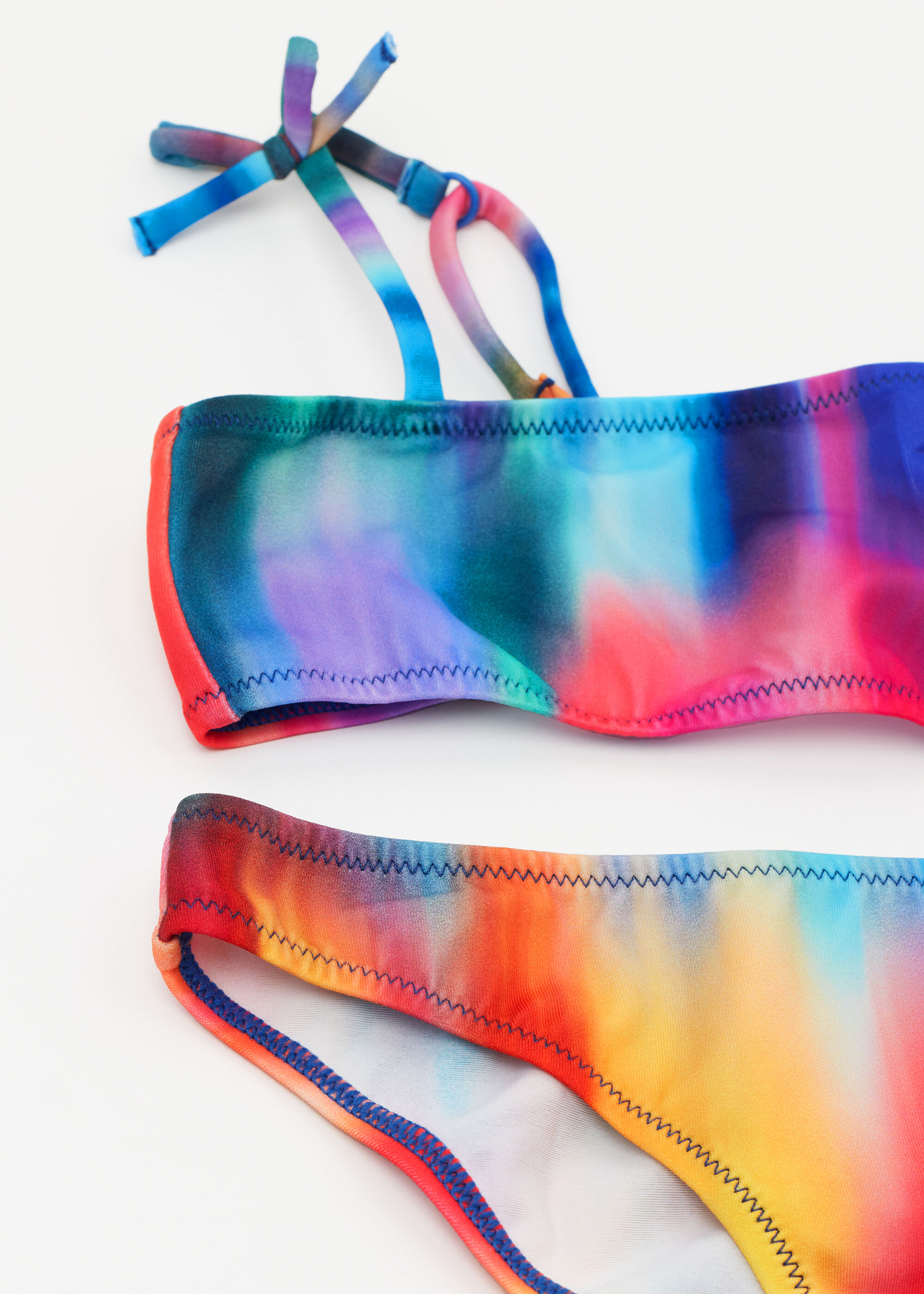 Bikini Girls’ Rainbow Shades