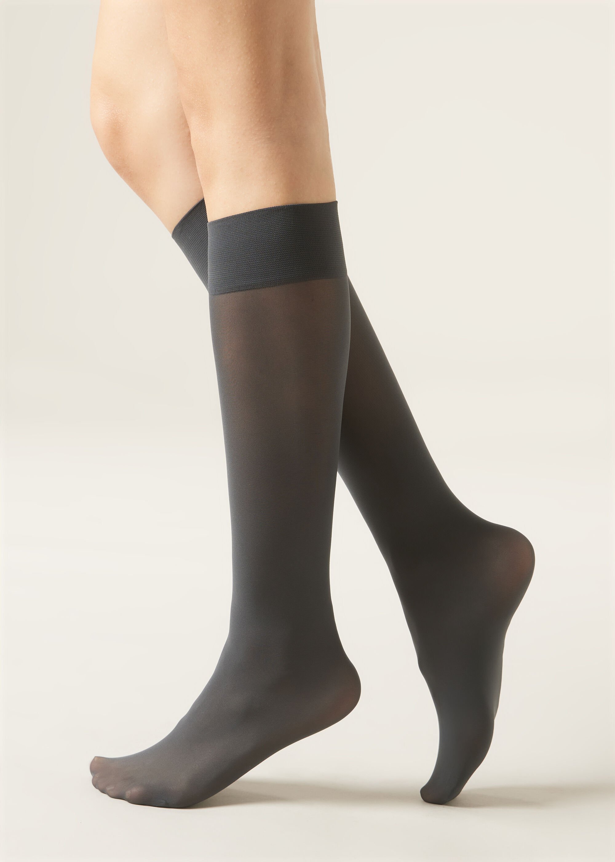 30 Denier Semi Opaque Microfibre Knee-Highs Socks