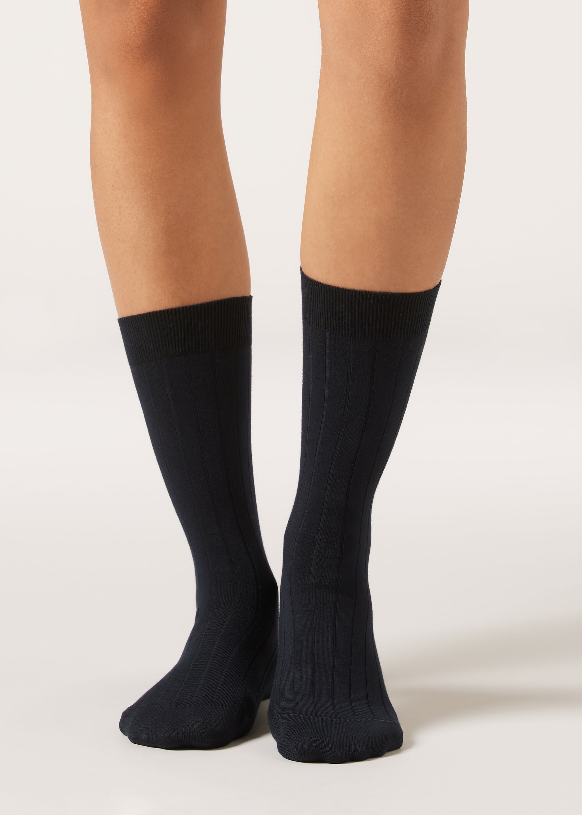 Ribbed Mid-Calf Socks