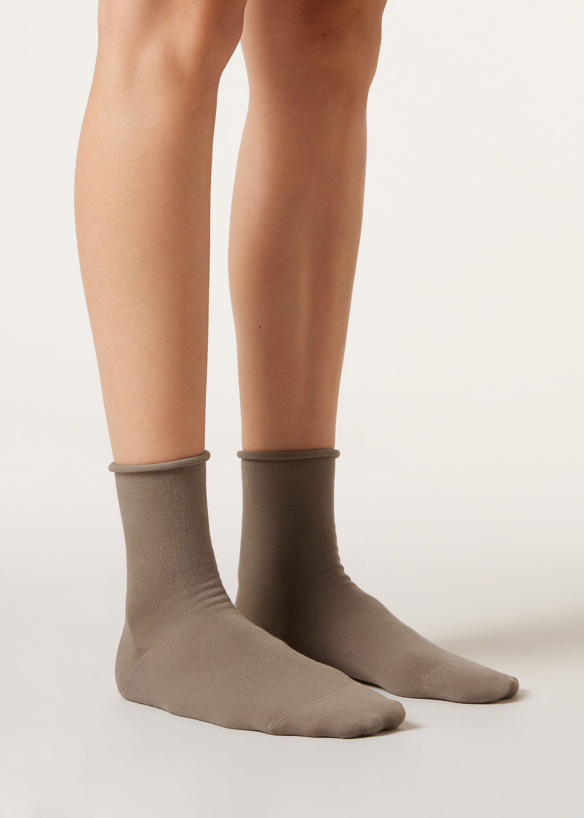 Non-Elastic Cotton Ankle Socks