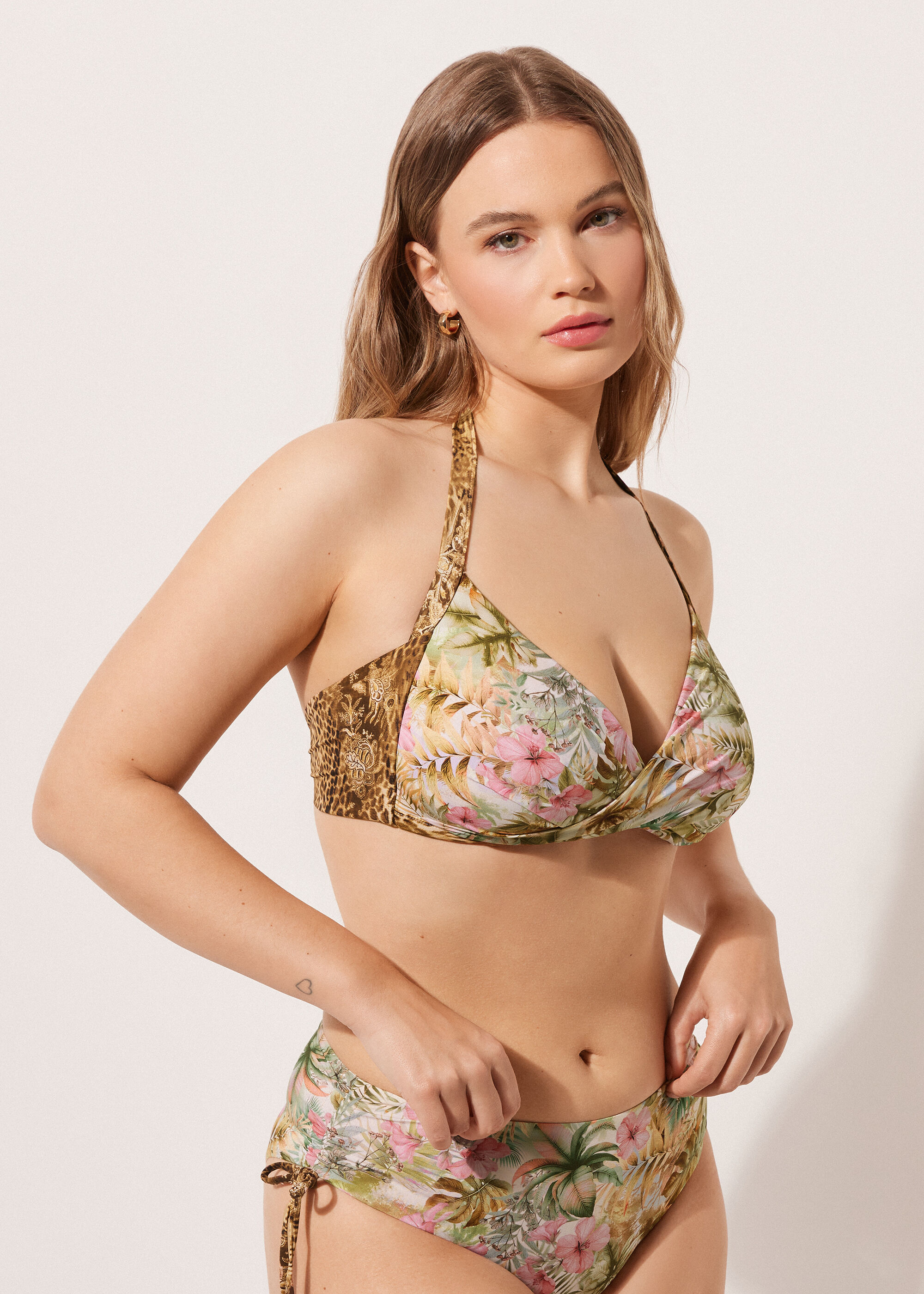 Dolgulu Üçgen Bikini Üstü Wild Tropics